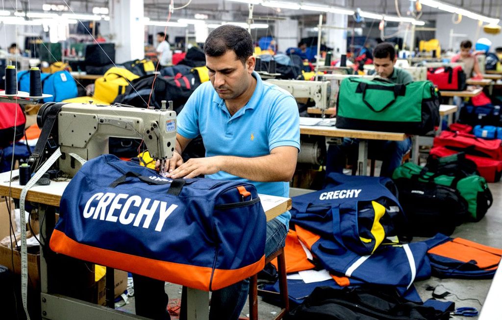 Sports bag stitching and production process